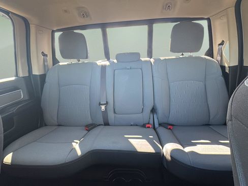 Used 2019 RAM 2500 Big Horn AWD/4WD image 32