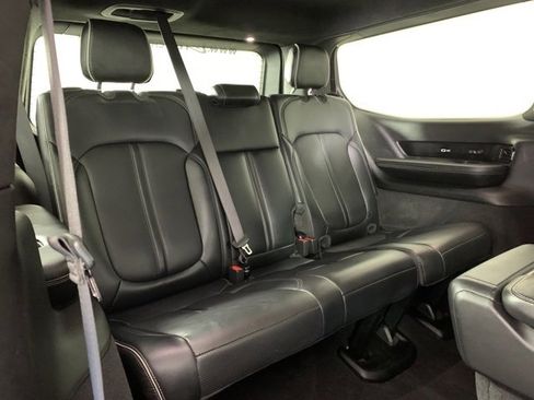 Used 2023 Jeep Grand Wagoneer Series II image 27