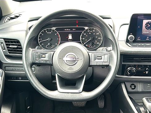 Used 2024 Nissan Rogue S image 27