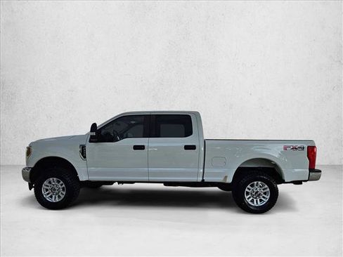 Used 2018 Ford F250 XL w/ STX Appearance Package AWD/4WD image 8