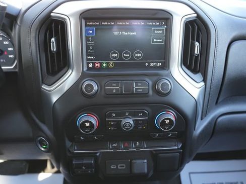 Used 2022 Chevrolet Silverado 3500 LT w/ Convenience Package image 24