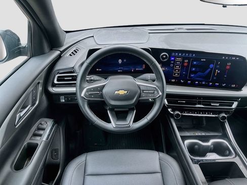 Used 2026 Chevrolet Traverse LT w/ Driver Confidence Package FWD image 22