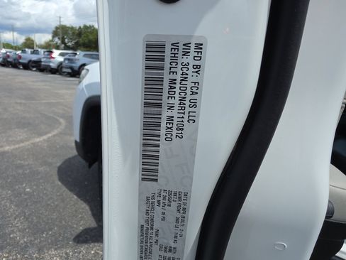 Used 2024 Jeep Compass Limited AWD/4WD image 30
