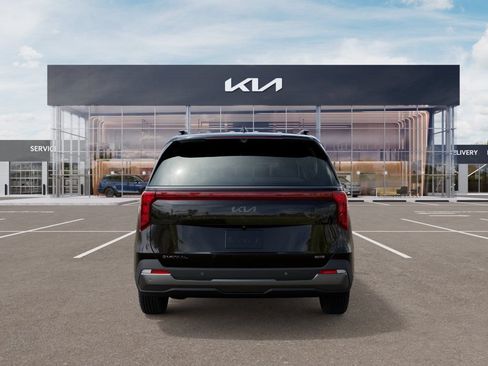 New 2027 Kia Carnival SX w/ Dark Edition Package FWD image 5