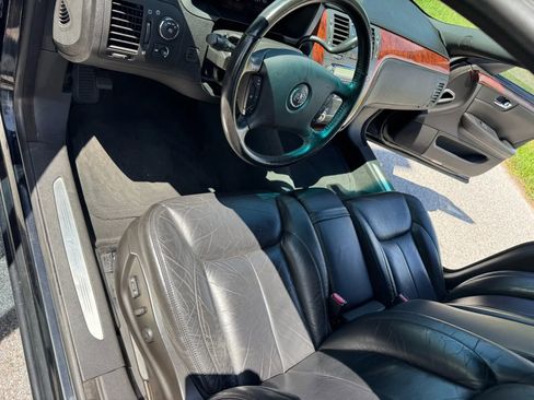 Used 2007 Cadillac DTS image 11