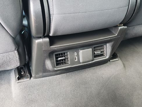 Certified 2025 Chevrolet Silverado 1500 LT AWD/4WD image 30