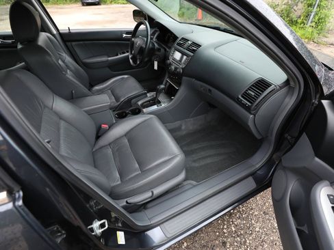 Used 2006 Honda Accord EX-L image 10