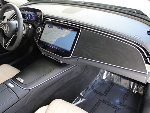 New 2026 Mercedes-Benz E 350 4MATIC Sedan image 22