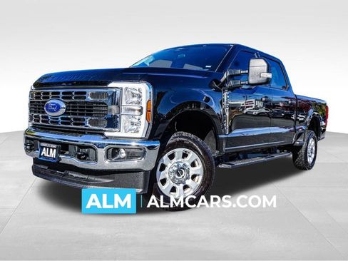 Used 2024 Ford F250 XLT image 1