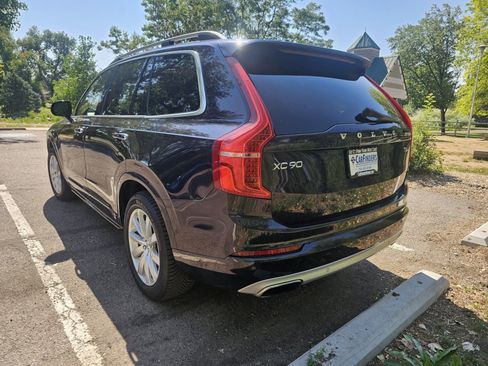 Used 2017 Volvo XC90 T6 Momentum w/ Vision Package AWD/4WD image 3
