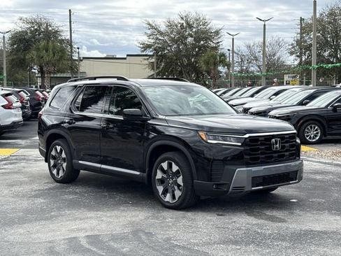 New 2026 Honda Pilot Elite image 2