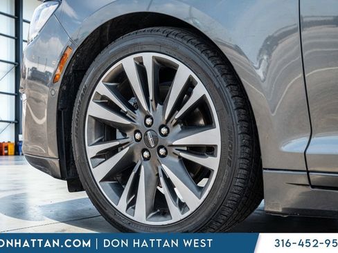 Used 2020 Lincoln MKZ Reserve w/ Elements Package image 36