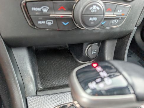 Used 2020 Dodge Charger SRT Hellcat w/ Harman/Kardon Audio Group RWD image 26