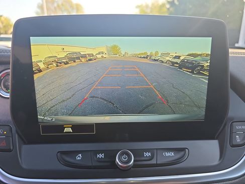 Used 2024 Chevrolet Blazer LT w/ Convenience Package FWD image 23