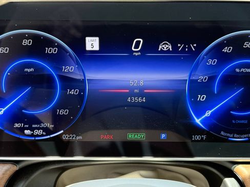Used 2023 Mercedes-Benz EQS 450+ SUV image 34