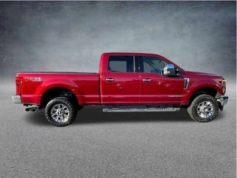 Used 2018 Ford F250 Lariat w/ Chrome Package image 3