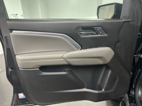 Certified 2024 Chevrolet Colorado ZR2 w/ ZR2 Convenience Package III AWD/4WD image 22