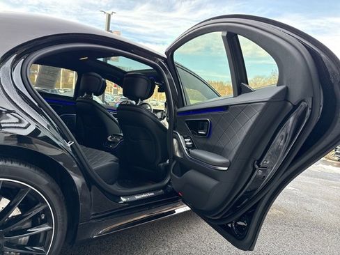 Certified 2025 Mercedes-Benz S 580 4MATIC Sedan image 22