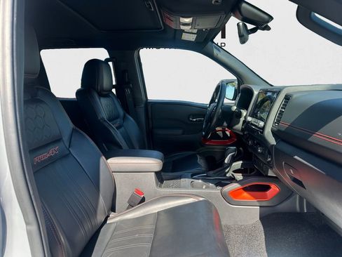 Used 2023 Nissan Frontier PRO-4X w/ Pro-4X Premium Package image 27