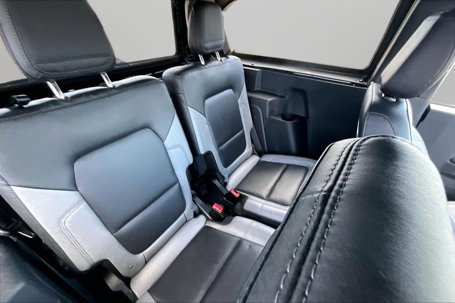 Used 2024 Ford Bronco Black Diamond AWD/4WD image 17