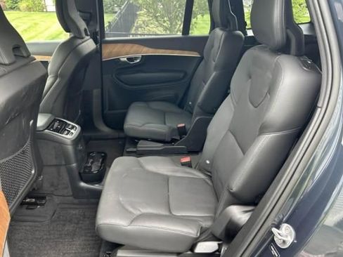 Used 2024 Volvo XC90 T8 Plus AWD/4WD image 5
