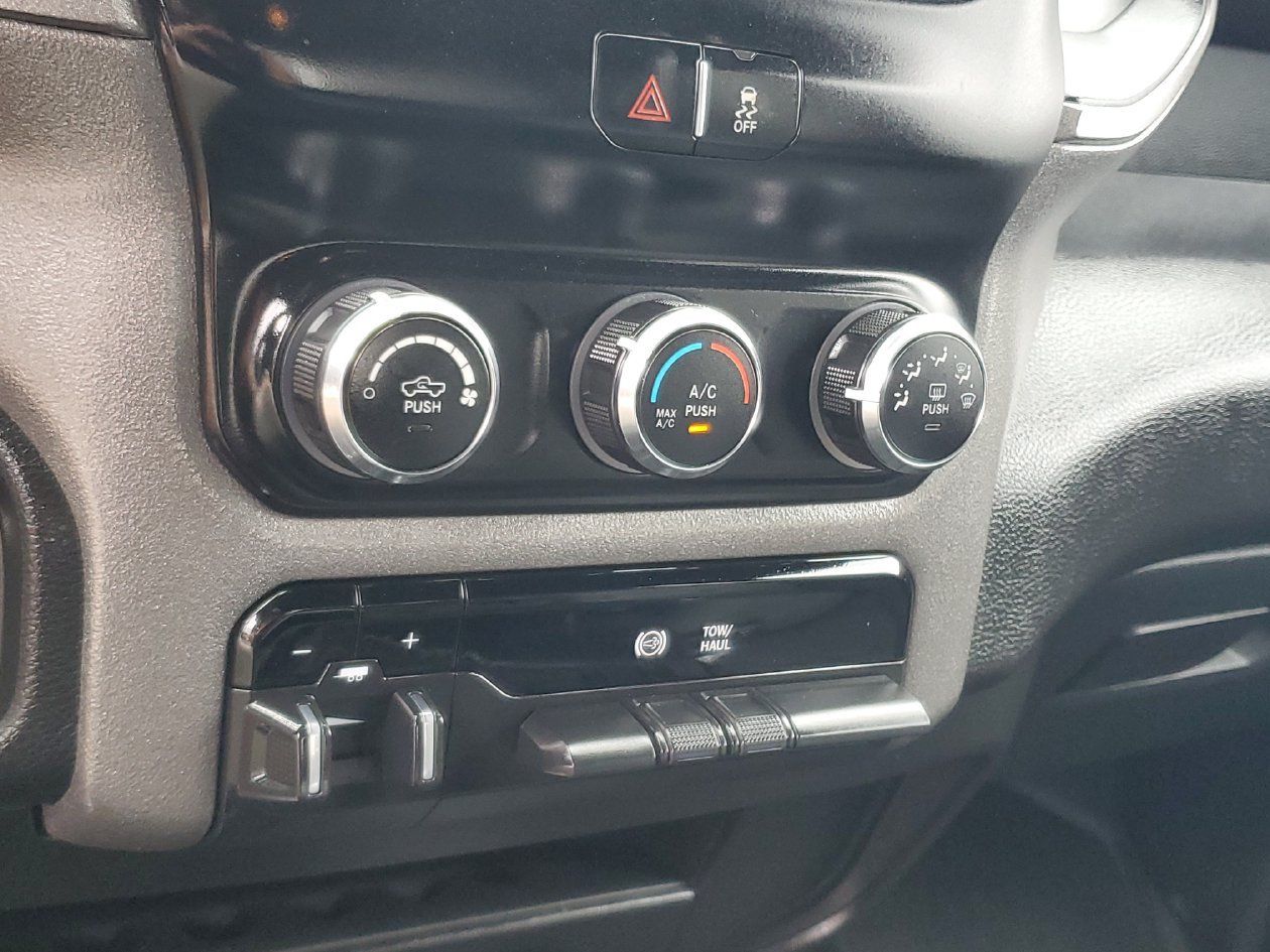 Used 2023 RAM 2500 Tradesman w/ Chrome Appearance Group AWD/4WD image 22