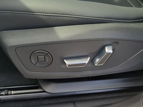 New 2026 Audi Q3 quattro 2.0T AWD/4WD image 18