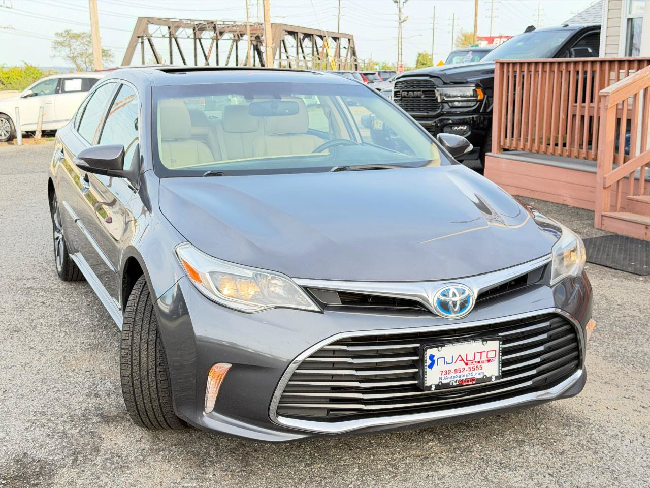 Used 2016 Toyota Avalon XLE Premium FWD image 93