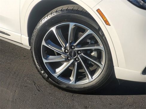 Certified 2022 Lincoln Corsair Grand Touring image 10