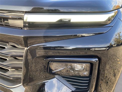 New 2026 Chevrolet Traverse LT w/ Midnight/Sport Edition image 24