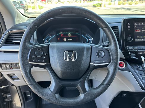 Used 2019 Honda Odyssey EX image 24