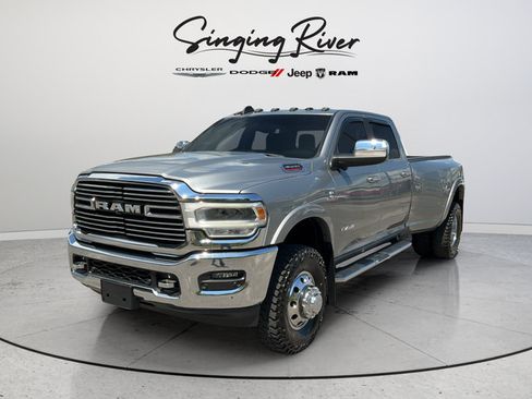 Used 2020 RAM 3500 Laramie AWD/4WD image 3