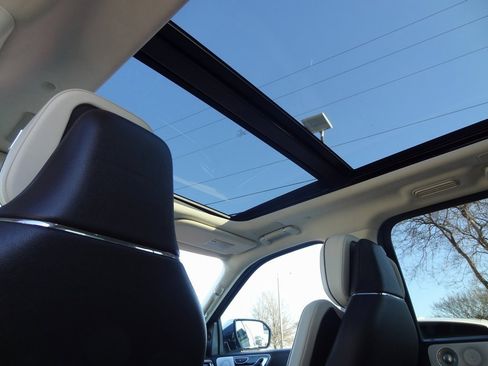 Used 2023 Lincoln Navigator L Black Label image 13