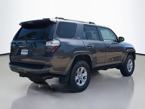 Used 2022 Toyota 4Runner SR5 AWD/4WD image 2