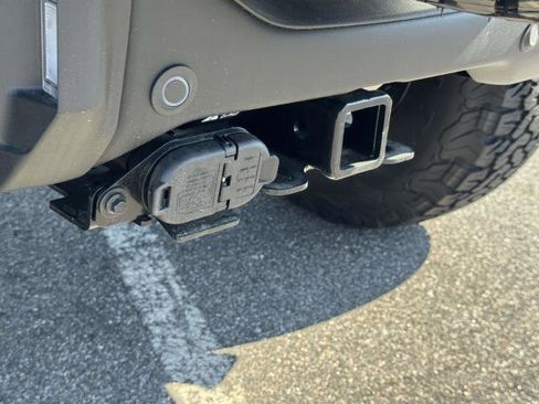 New 2025 Ford Bronco Raptor image 8