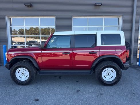 Used 2025 Ford Bronco Heritage Edition image 2