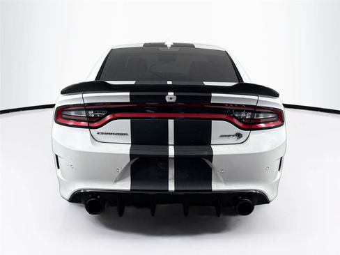 Used 2019 Dodge Charger SRT Hellcat w/ Harman/Kardon Audio Group image 7