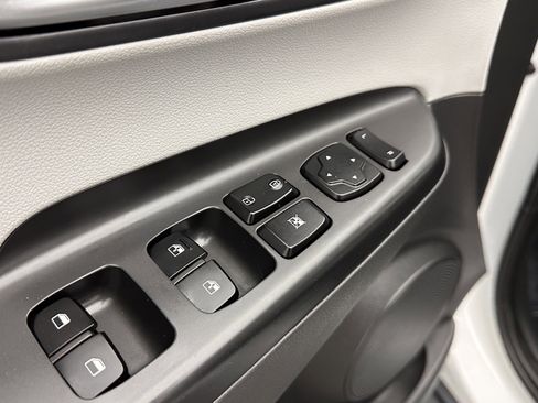 Used 2023 Hyundai Kona SEL image 13