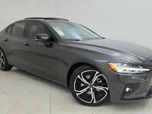 Used 2024 Volvo S60 B5 Plus w/ Climate Package image 91