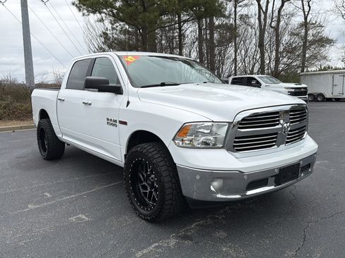 Used 2017 RAM 1500 Big Horn image 3