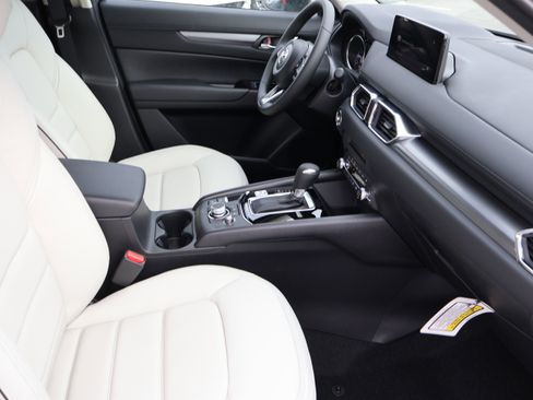 New 2025 MAZDA CX-5 AWD 2.5 S w/ Preferred Package image 11