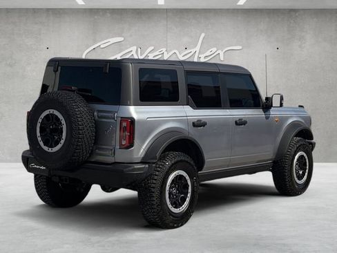 Used 2023 Ford Bronco Badlands AWD/4WD image 16
