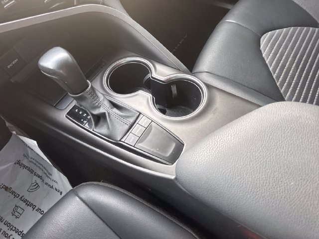Used 2023 Toyota Camry SE FWD image 13