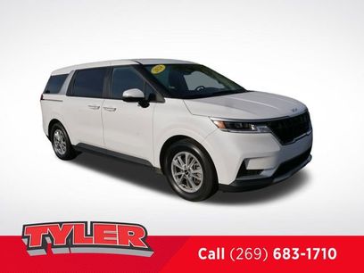 Used 2024 Kia Carnival LX