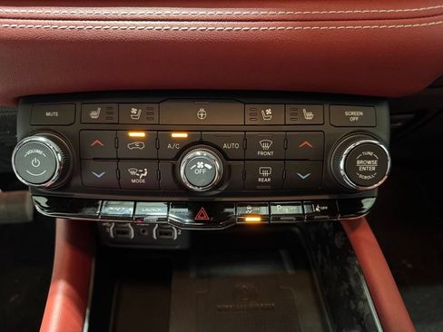 Used 2024 Dodge Durango SRT Hellcat AWD/4WD image 24