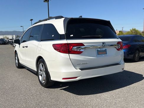 Used 2018 Honda Odyssey EX image 10