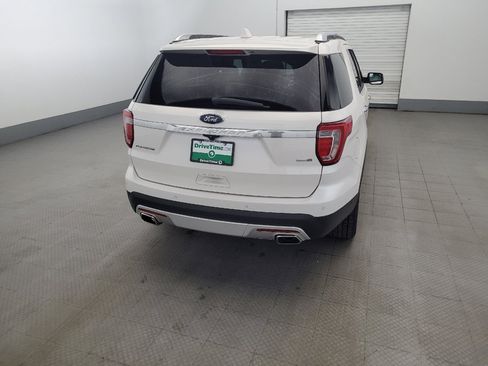 Used 2017 Ford Explorer Platinum AWD/4WD image 7