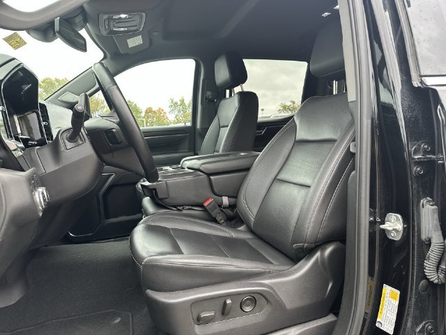 Used 2025 GMC Sierra 1500 SLT AWD/4WD image 22