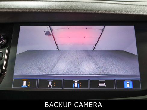 Used 2021 Buick Envision Avenir image 19