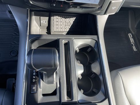 Used 2025 Ford F150 Lightning Flash image 18